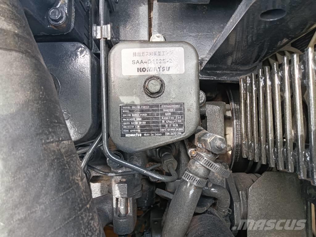 Komatsu PC 160 Bagri goseničarji