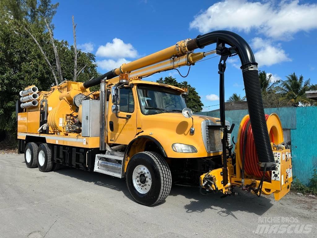 Freightliner M2 Vakuumski tovornjaki