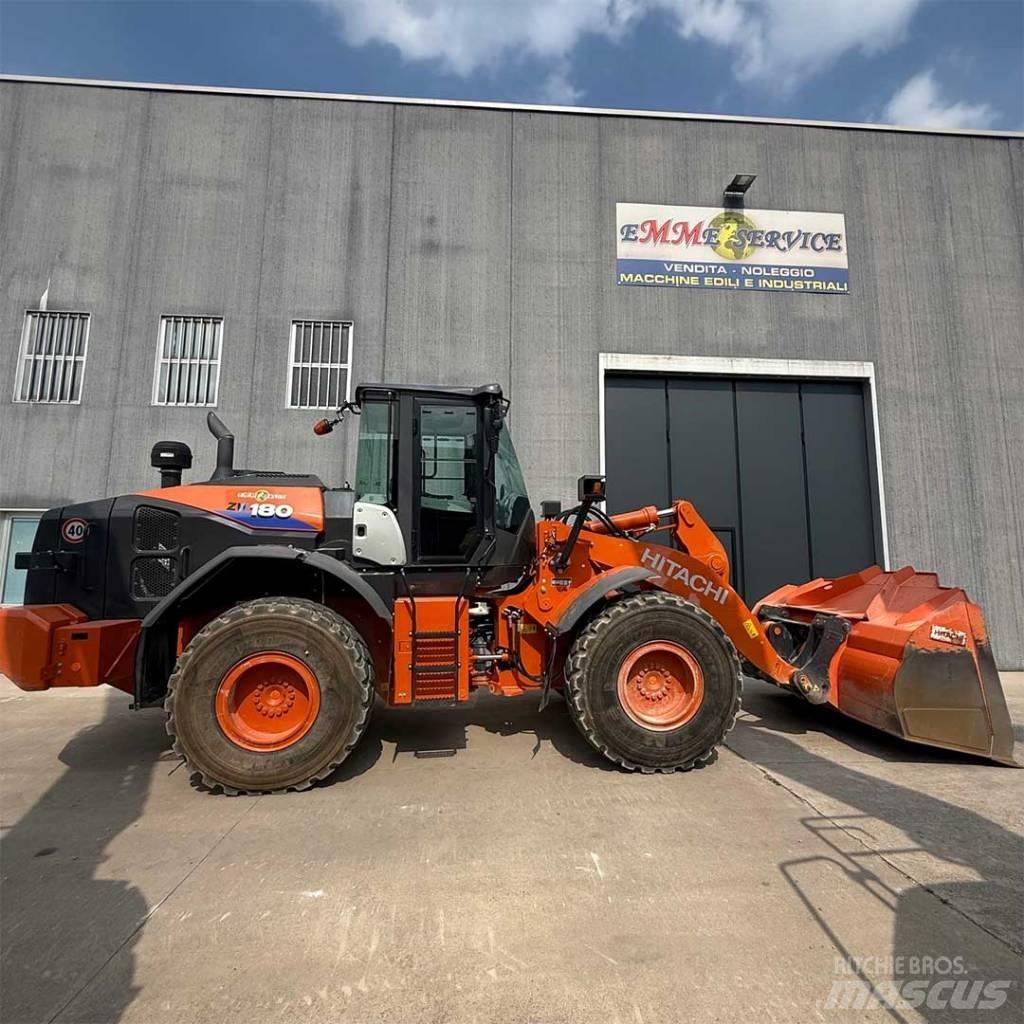 Hitachi ZW180-6 Kolesni nakladalci