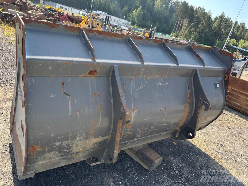 Volvo L 30 GS Kolesni nakladalci