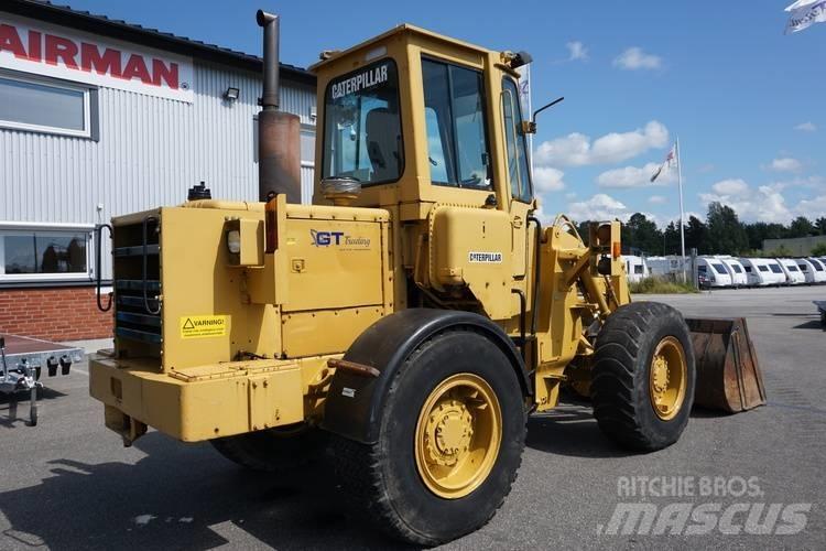 CAT 920 Kolesni nakladalci