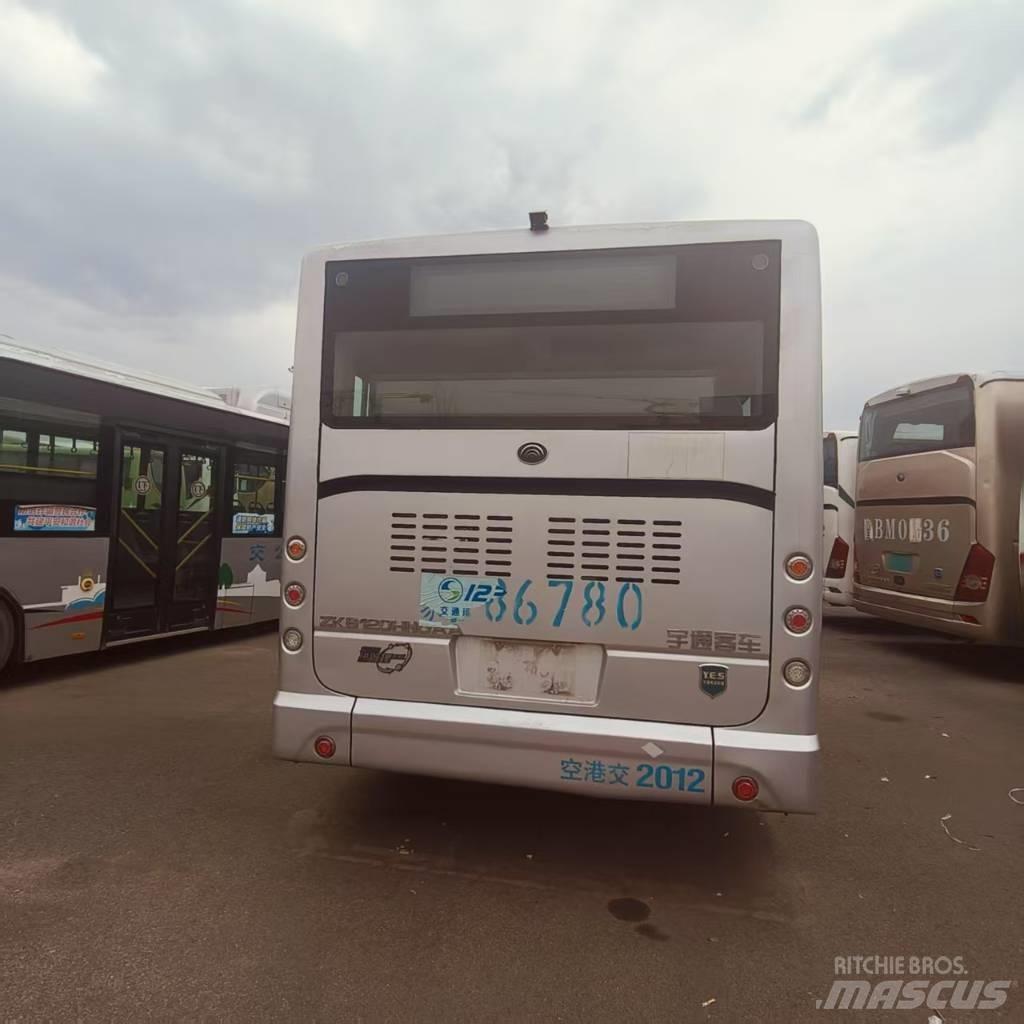 Yutong ZK6120DHNGAA Mestni avtobusi