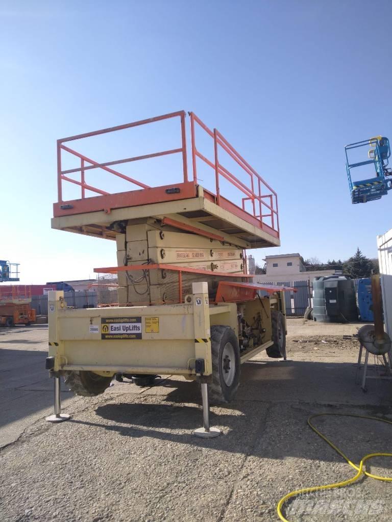 JLG Liftlux 210-25 Škarjaste dvižne ploščadi