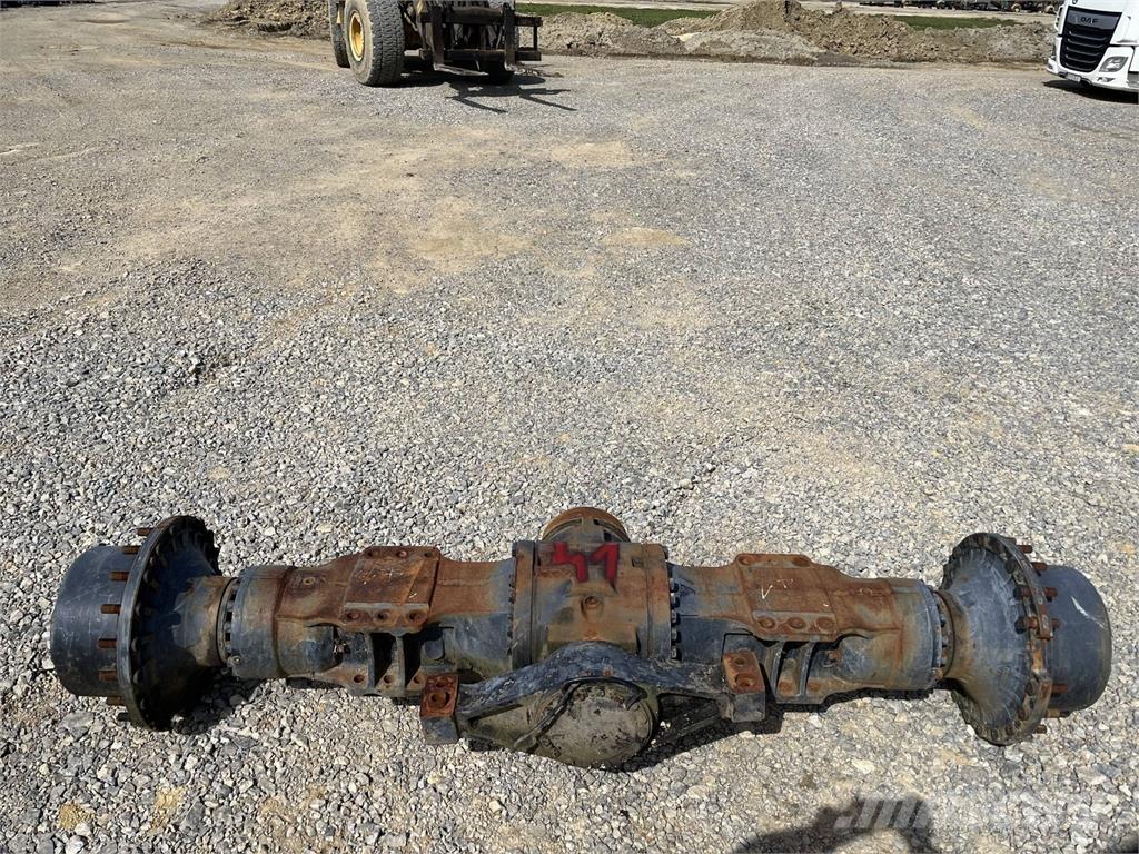 Komatsu 941.1 Menjalniki