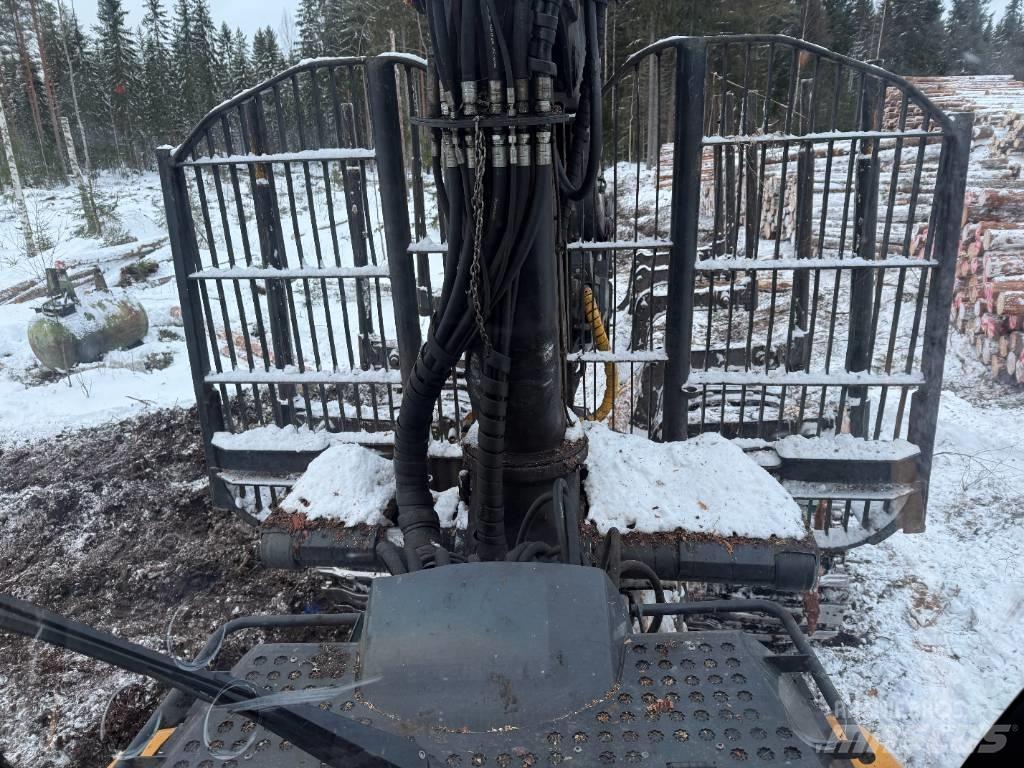 Ponsse BUFFALO 8W Forwarderji