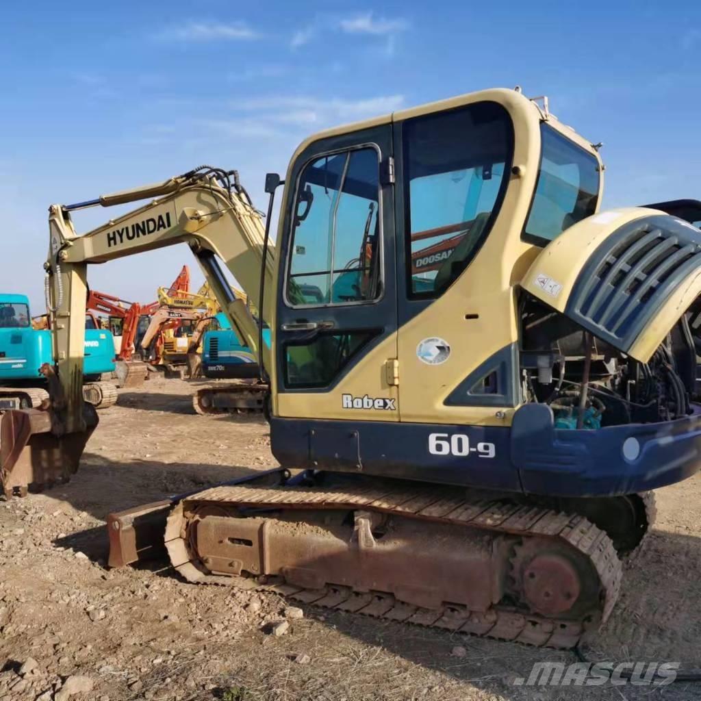 Hyundai R60-9 Mini bagri <7t