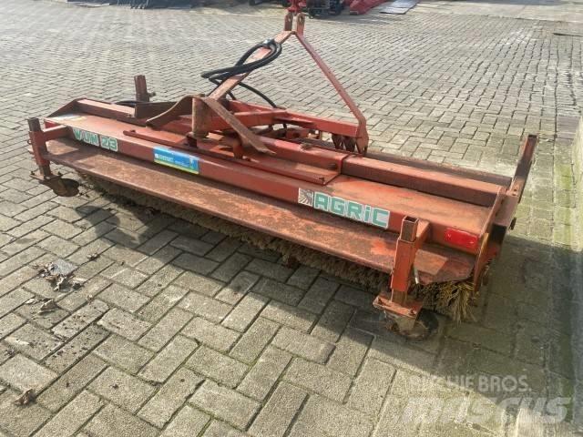 Agric W U M -2-3 Cestni pometači