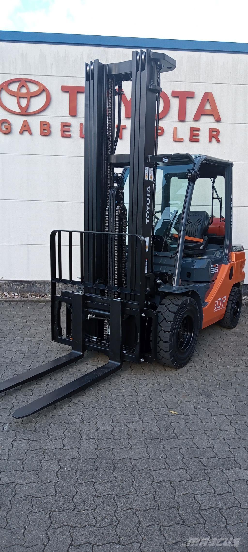 Toyota 02-8FGJF35 Plinski viličarji