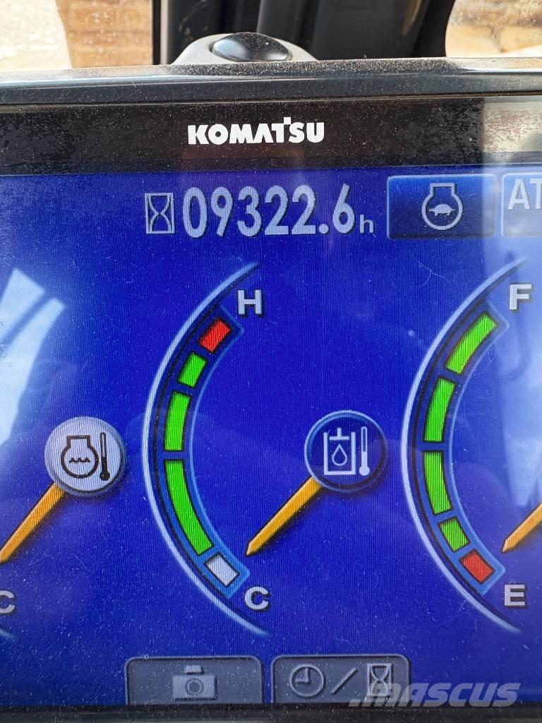 Komatsu PC 138 US Bagri goseničarji
