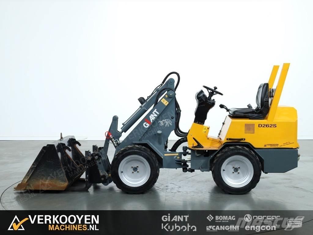 GiANT D262 S Kolesni nakladalci