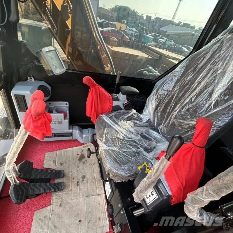 CAT 307E2 Bagri goseničarji