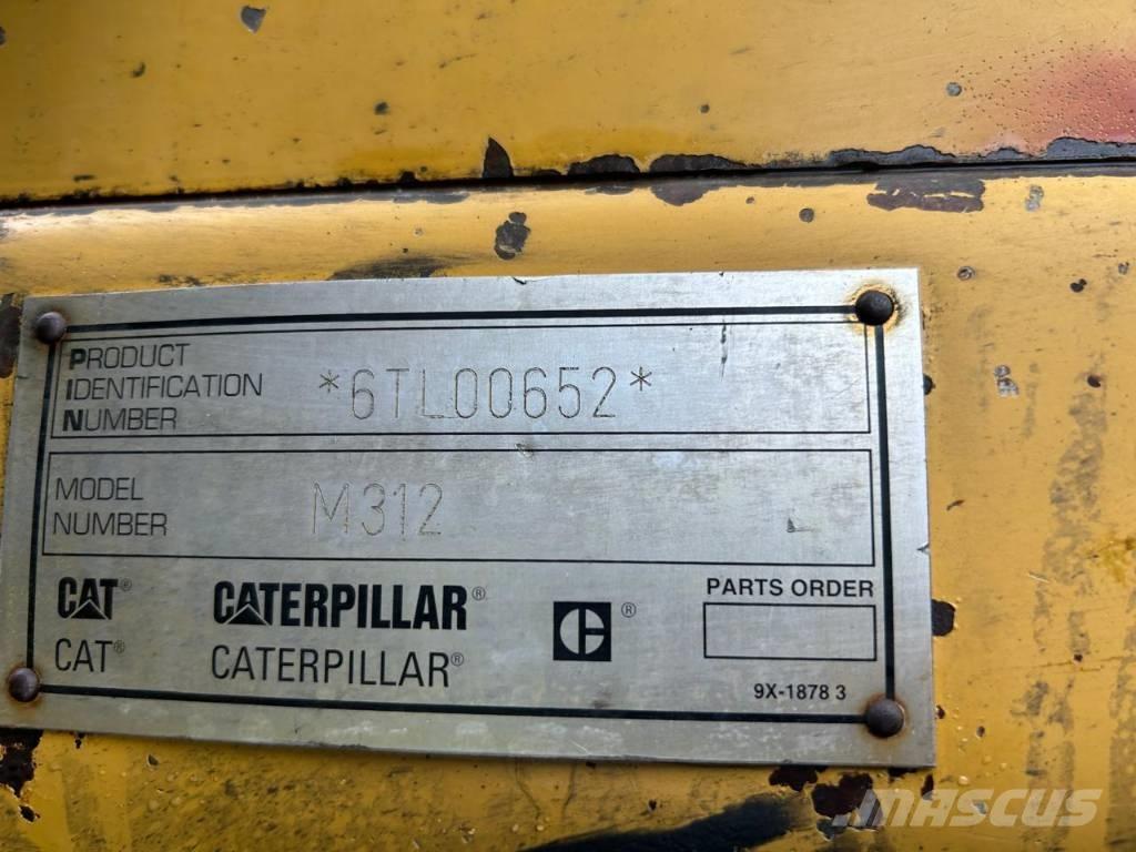 CAT M 312 Bagri na kolesih