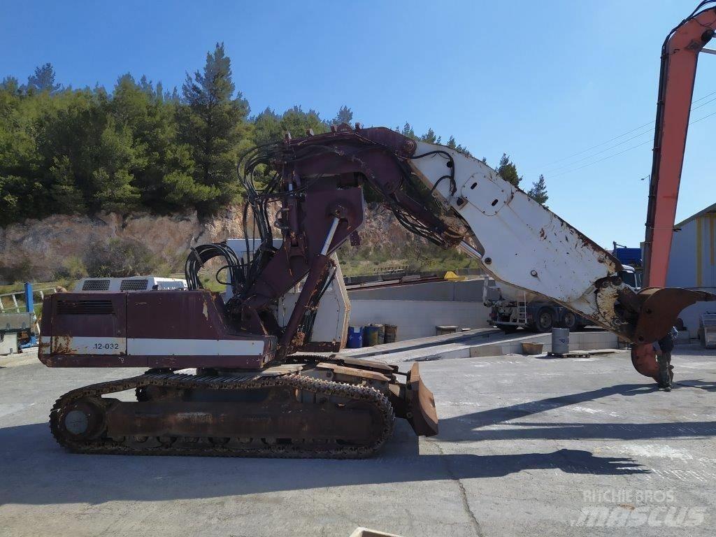 Liebherr 932T Bagri goseničarji