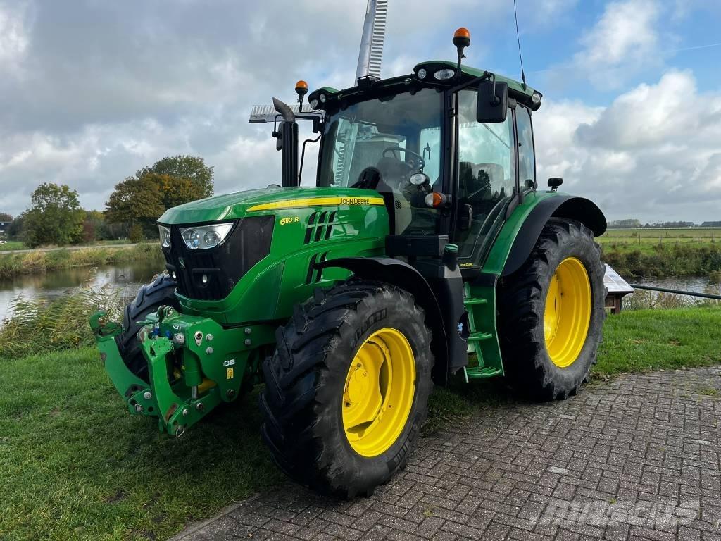 John Deere 6110 R Traktorji