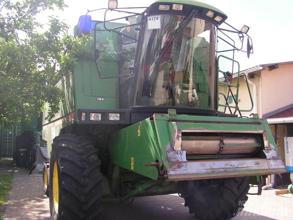 John Deere 2056 Kombajni