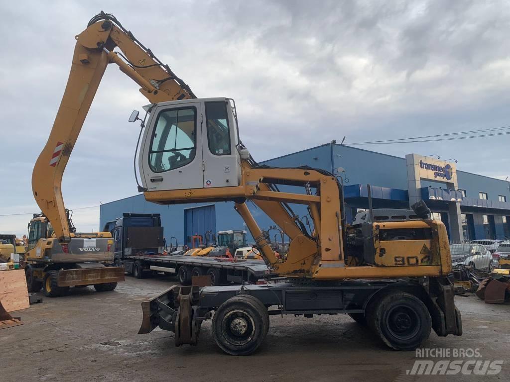 Liebherr A 904 C Bagri na kolesih