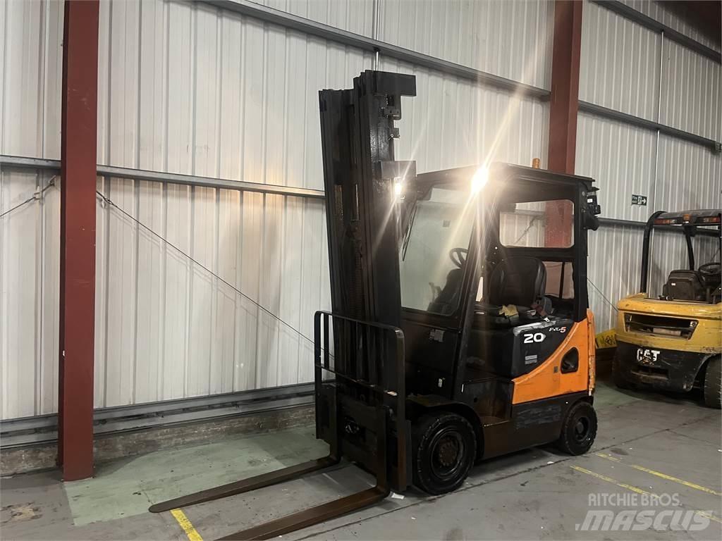 Doosan D20SC-5 Dizelski viličarji