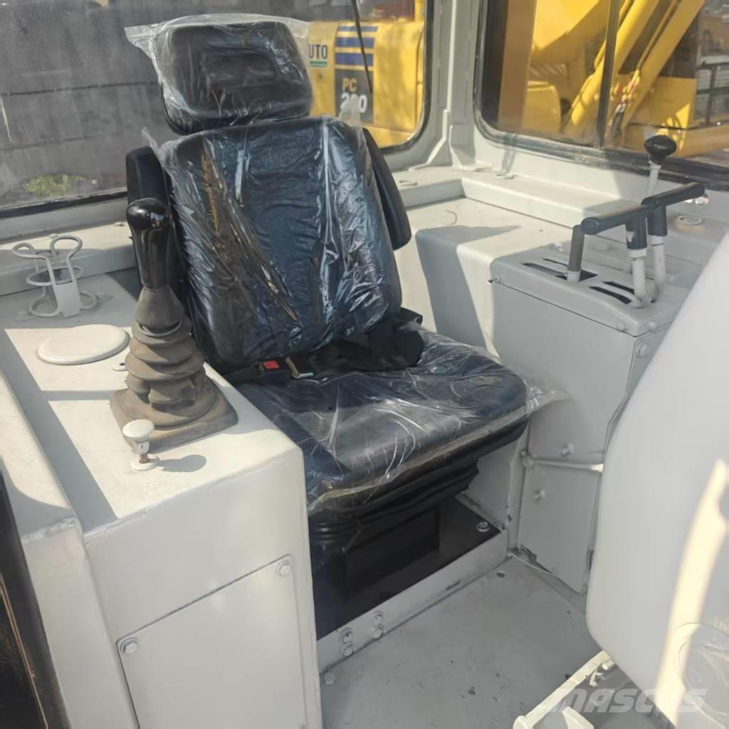 CAT D 6 G Buldožerji goseničarji