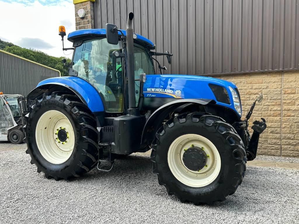 New Holland T7.250 Traktorji