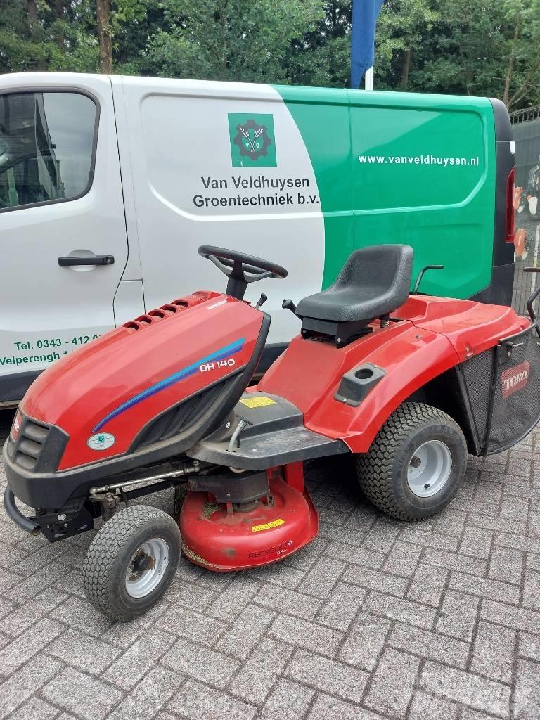 Toro zitmaaier DH140 Vrtni traktor kosilnice