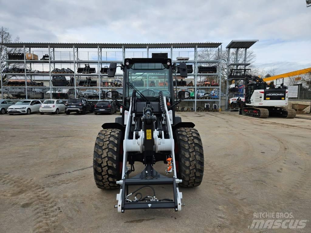 Bobcat L 85 Kolesni nakladalci