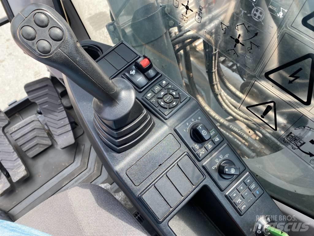 Volvo EC200 ENL Bagri goseničarji