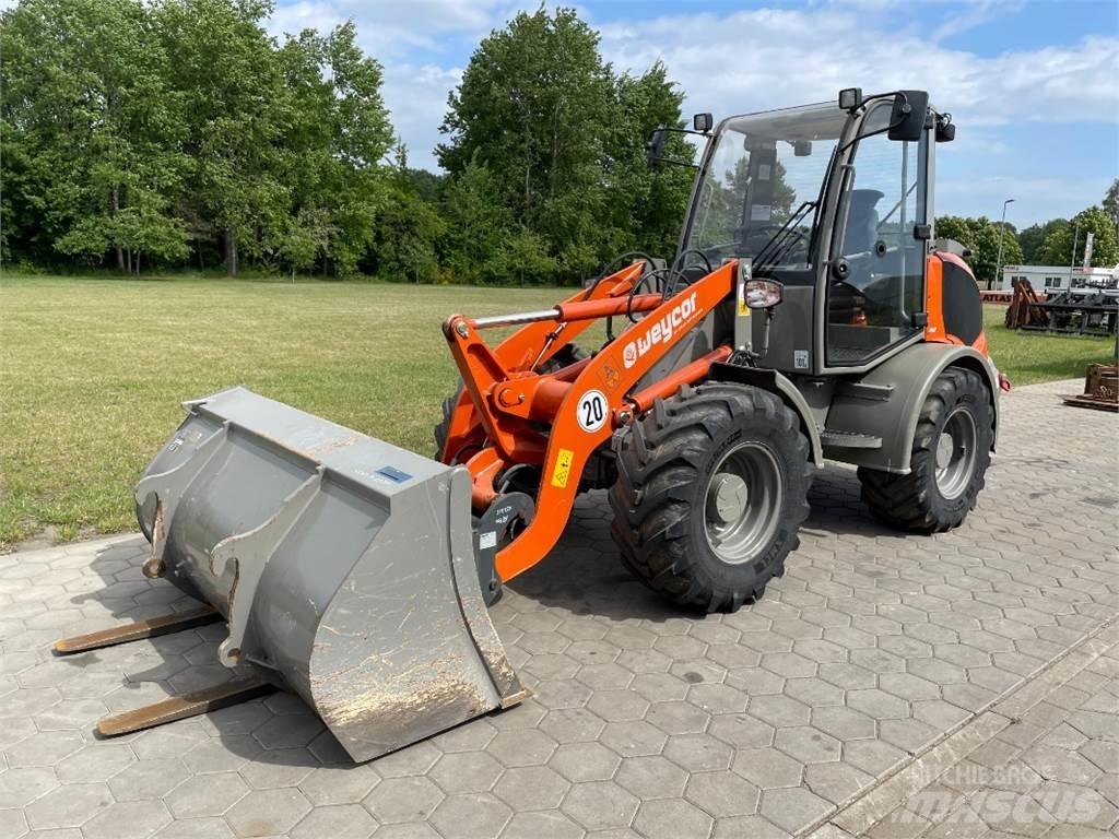 Atlas AR400 Kolesni nakladalci
