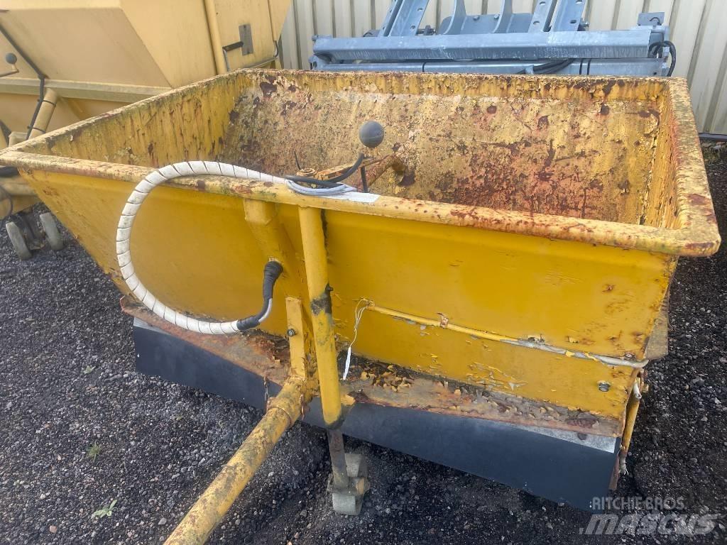 Falköping T7E Trosilci peska in soli