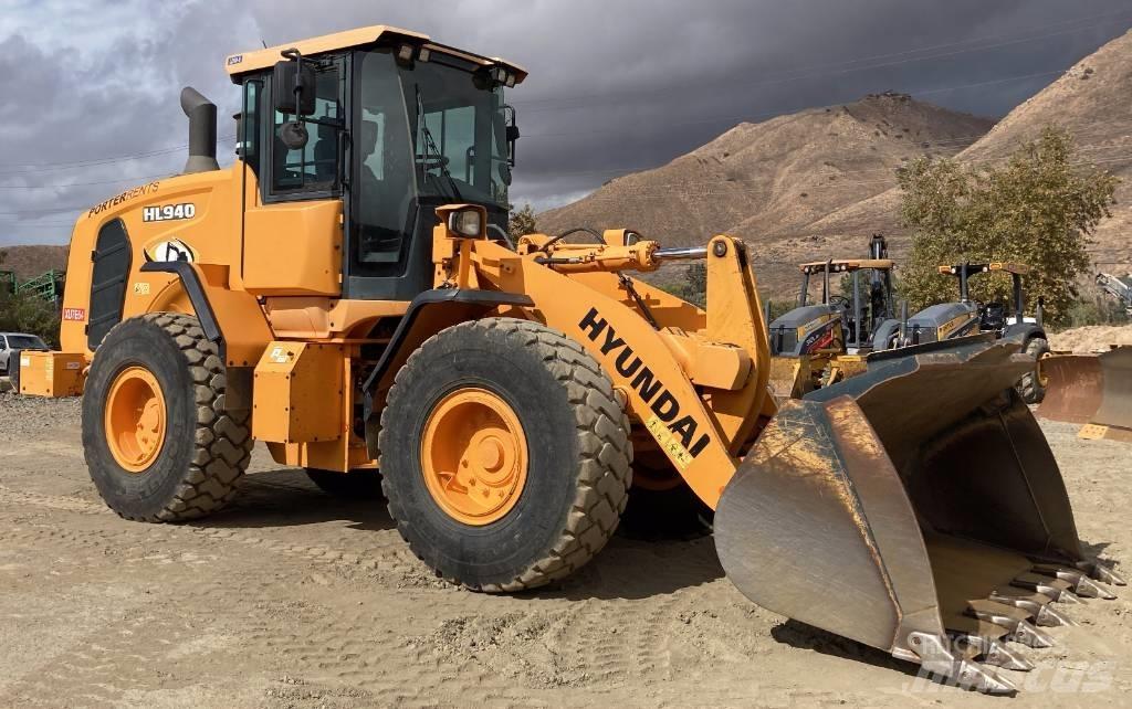 Hyundai HL940 Kolesni nakladalci