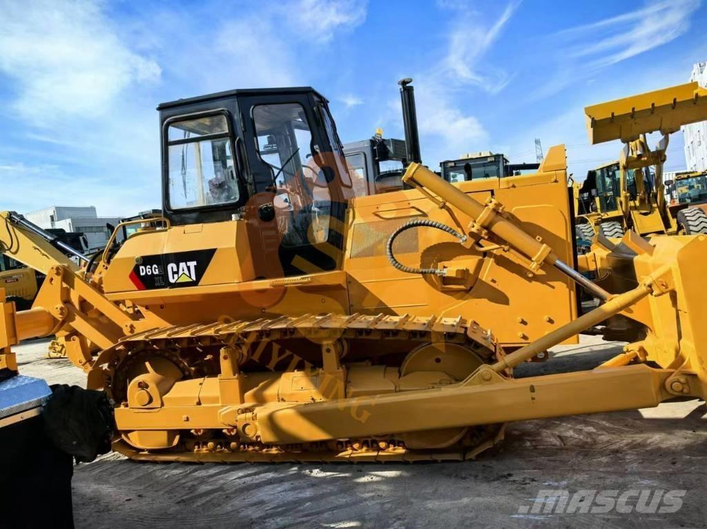 CAT D6G Buldožerji goseničarji