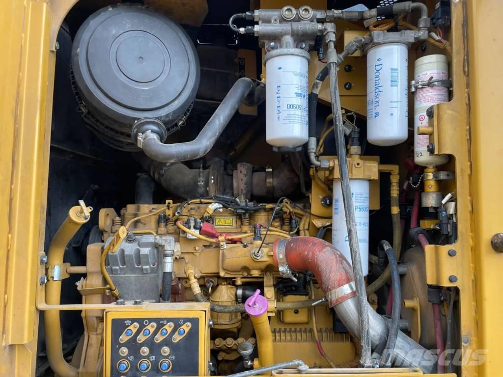 CAT 140M Grederji