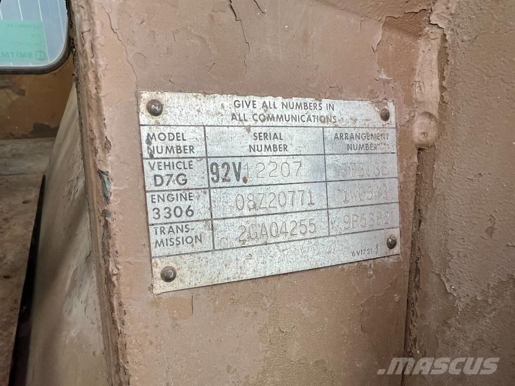 CAT D7G Buldožerji goseničarji