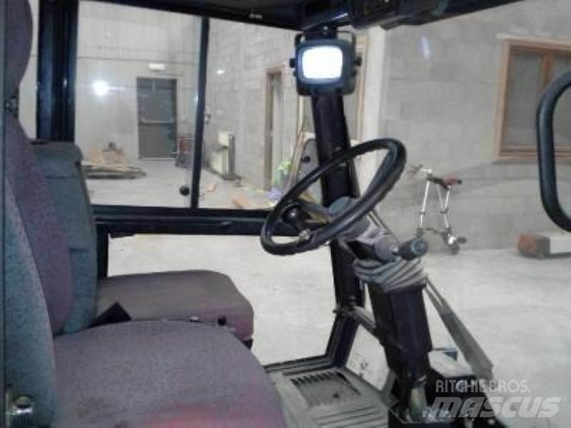 Schmidt SWING 240 Cestni pometači