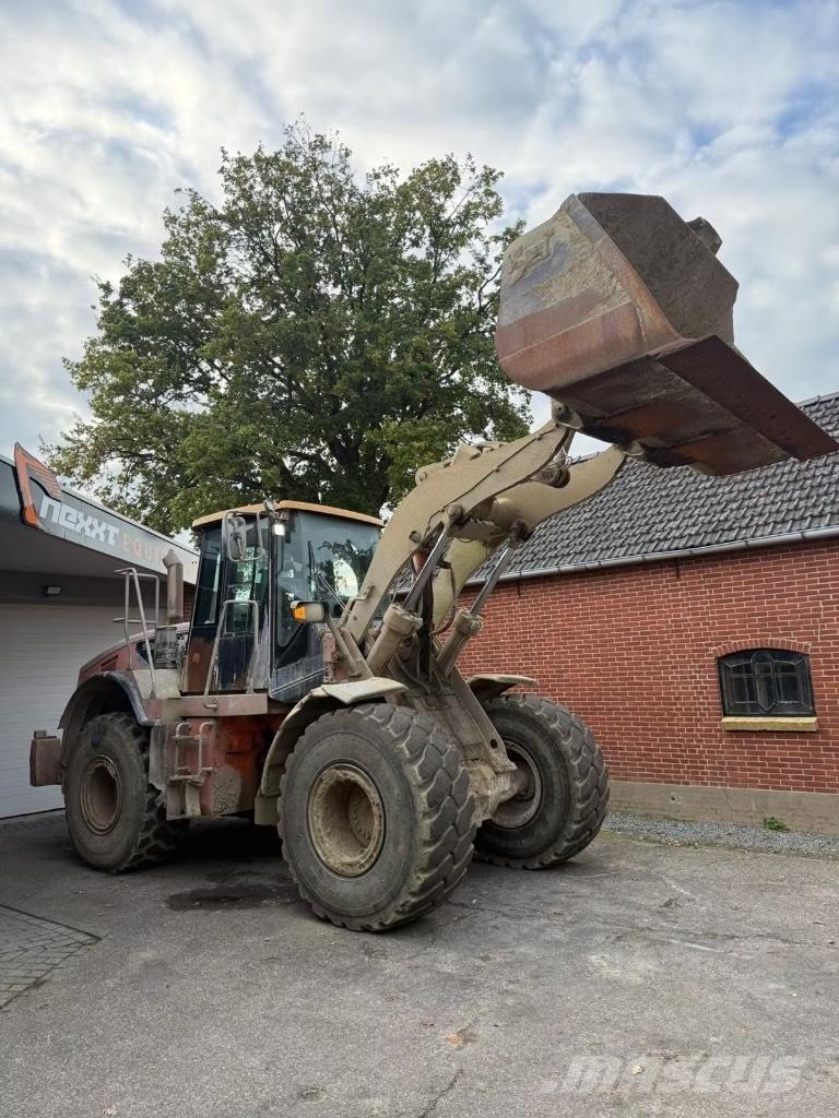 CAT 950 H Kolesni nakladalci