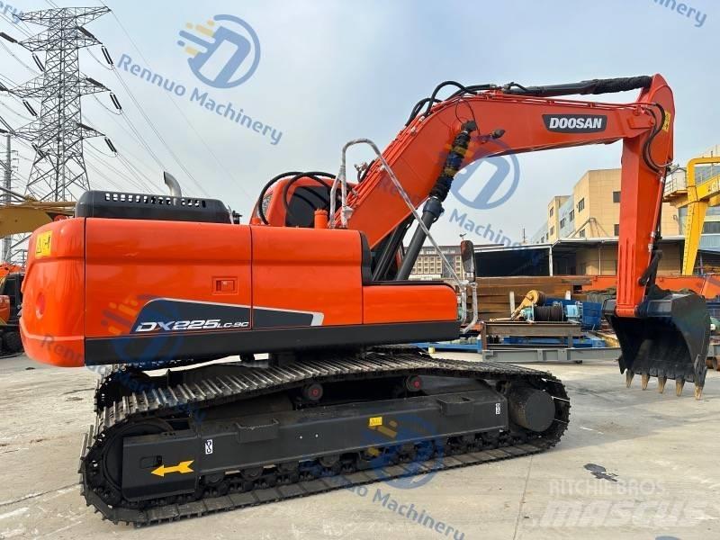 Doosan DX 225 LC-9C Bagri goseničarji
