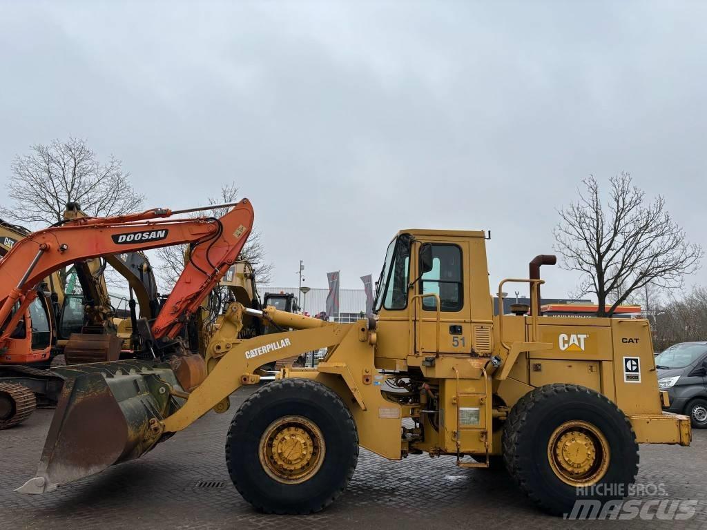 CAT 950 B Kolesni nakladalci