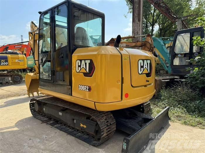 CAT 306 Mini bagri <7t