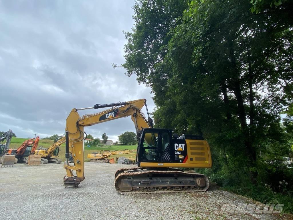 CAT 326 F Bagri goseničarji