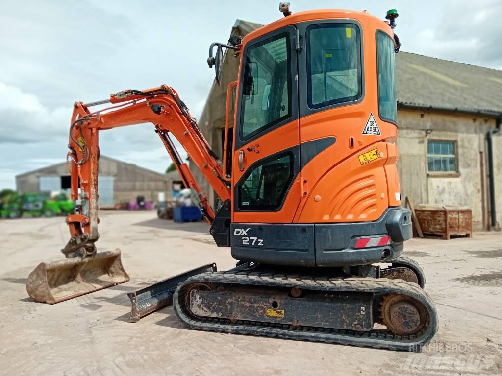 Doosan DX 27 Z Mini bagri <7t