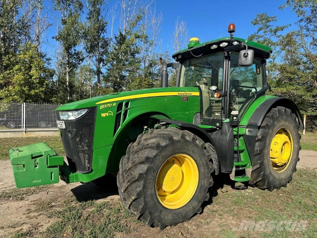John Deere 8370 R Traktorji