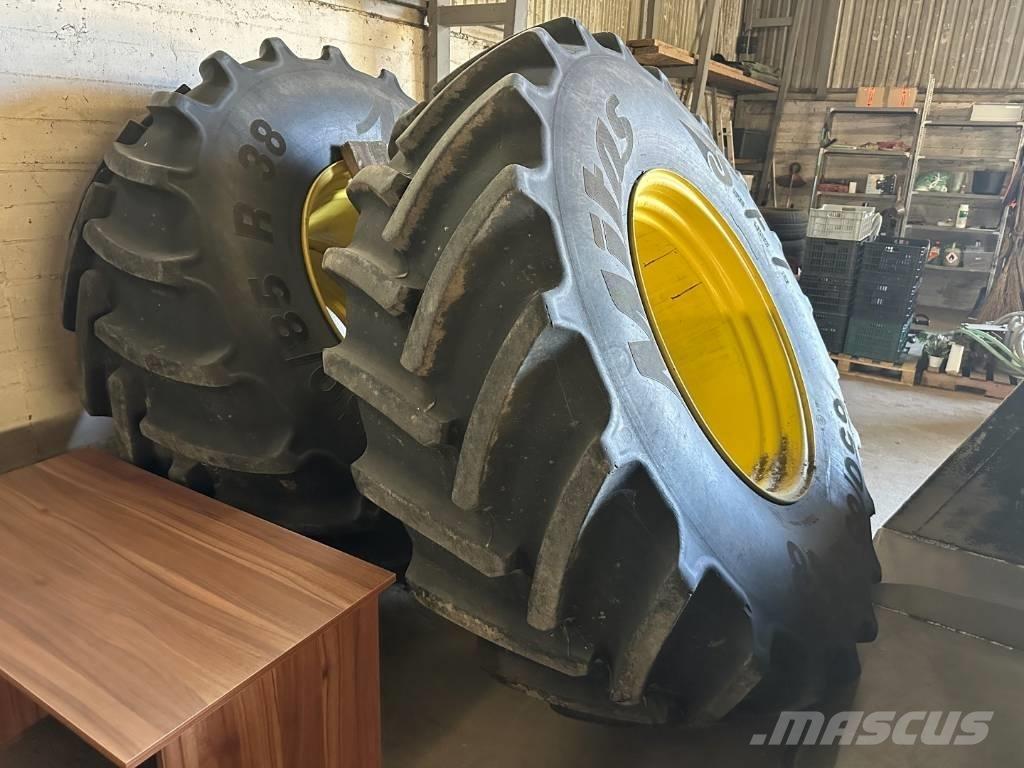 John Deere 8370 R Traktorji