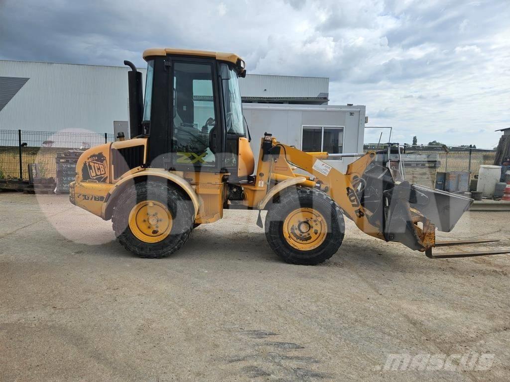 JCB 407 B Kolesni nakladalci