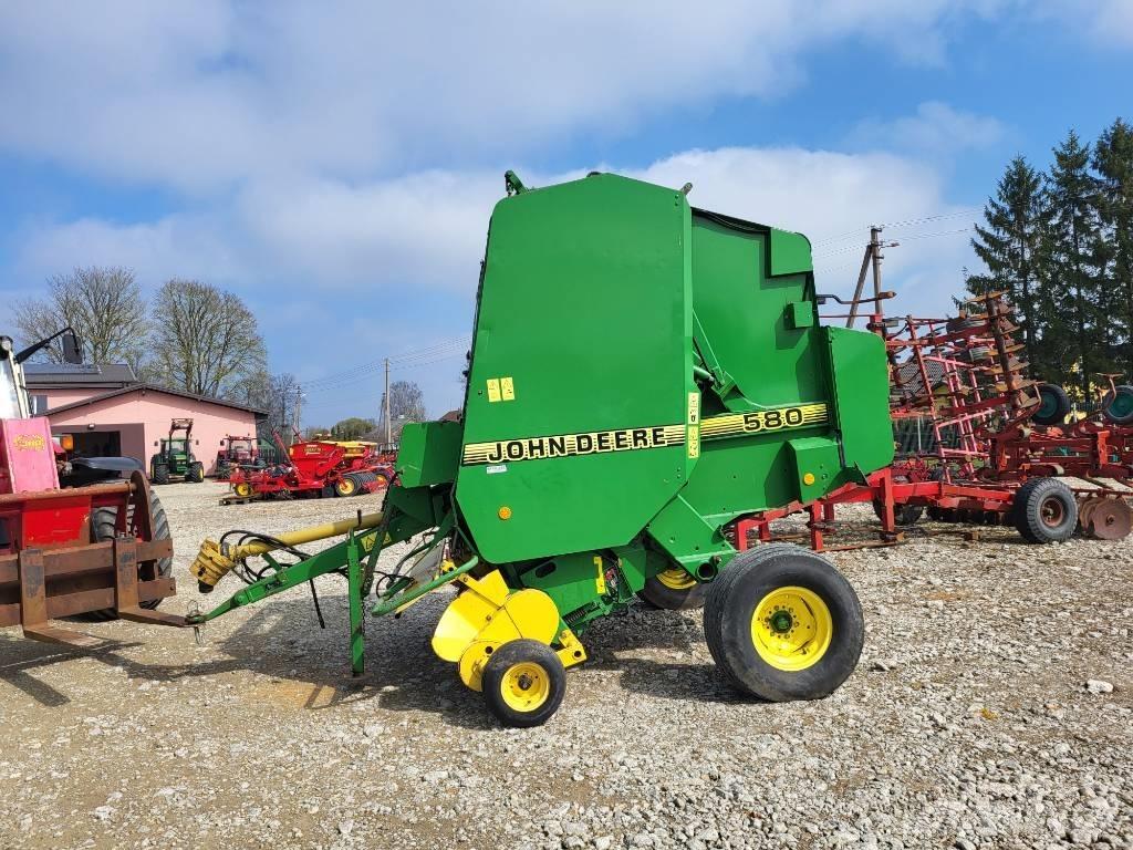 John Deere 580 Balirke (okrogle bale)
