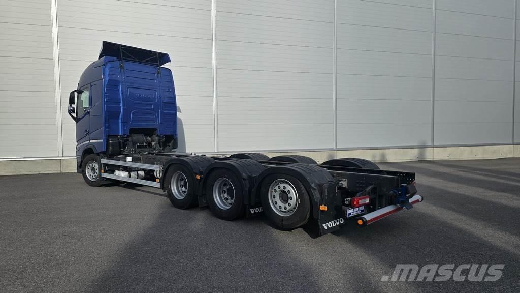 Volvo FH Tovornjaki-šasije
