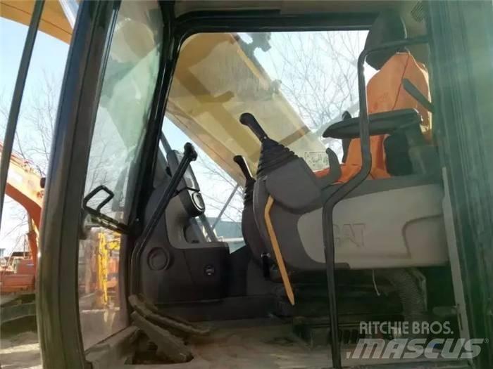 CAT 324 D2L Bagri goseničarji