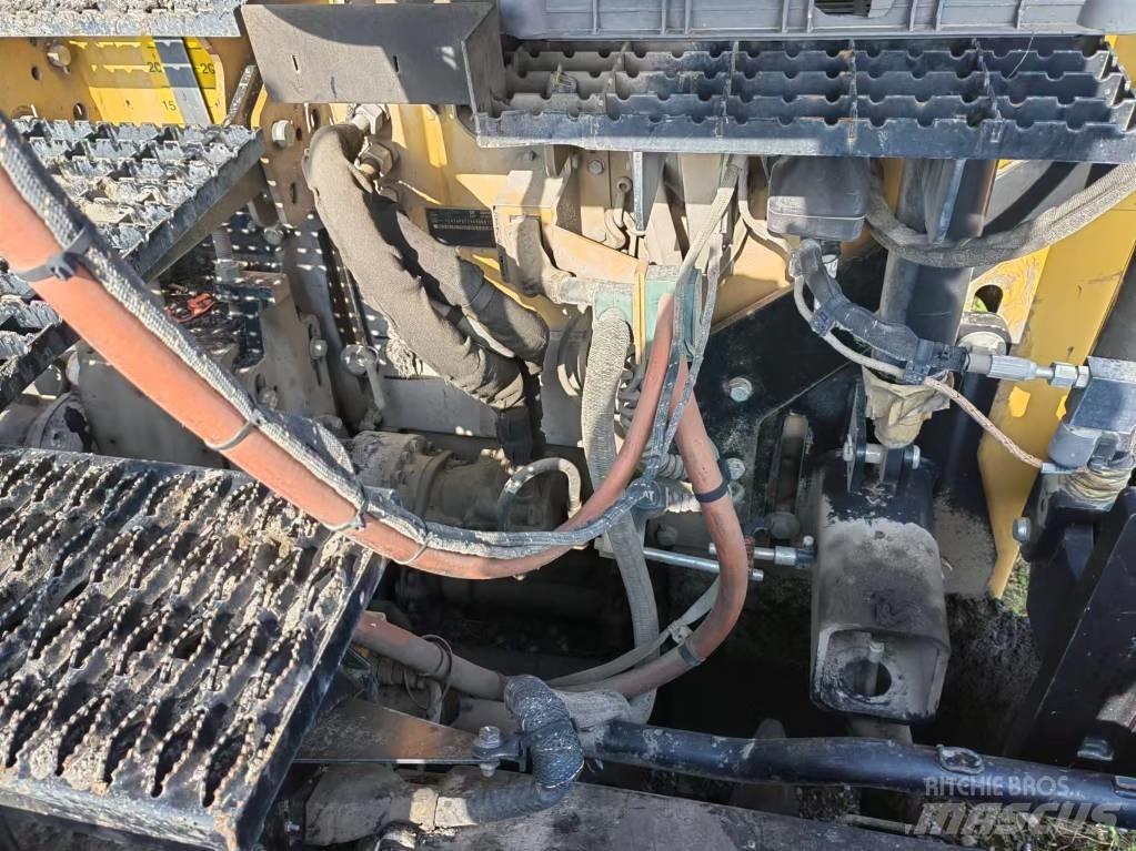 CAT AP655F Asfaltni finišerji