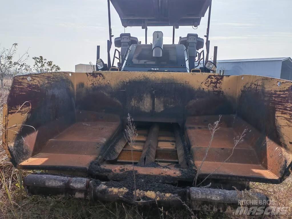 CAT AP655F Asfaltni finišerji