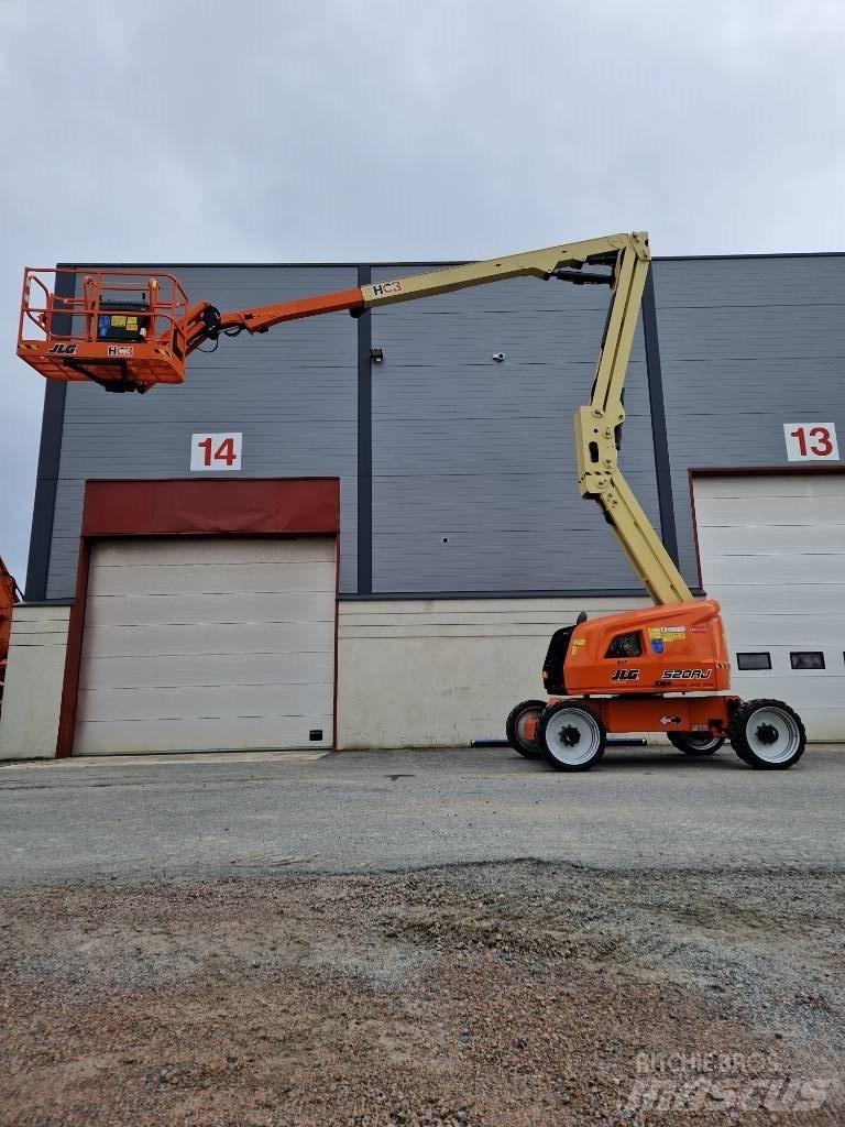 JLG 520 AJ Zglobne dvižne ploščadi