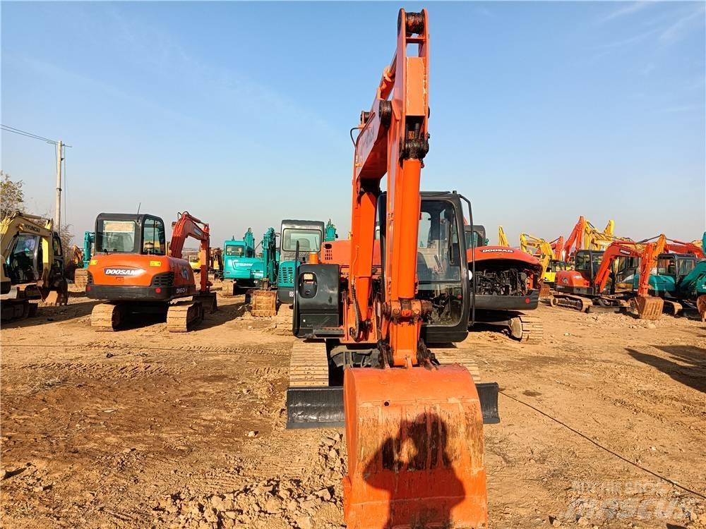 Hitachi ZX 60 Bagri goseničarji