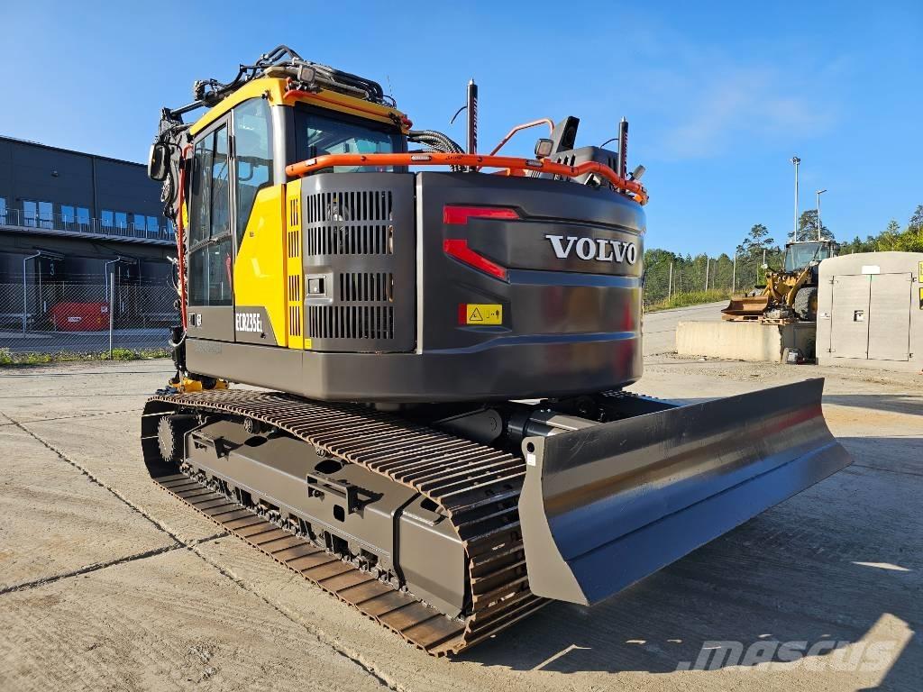 Volvo ECR235EL Bagri goseničarji